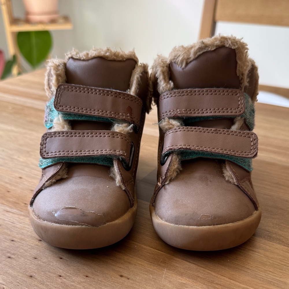 Ten Little Boots Brown